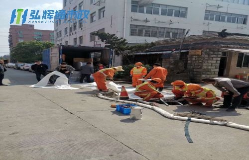 泰兴市管道修复现场